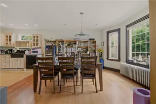 82 Van Zandt Ave, Newport, RI 02840 - Photo 5