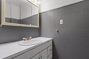 121 Samuel Ave, Pawtucket, RI 02860 - Photo 13