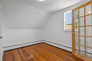 121 Samuel Ave, Pawtucket, RI 02860 - Photo 15