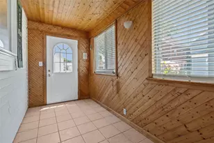 121 Samuel Ave, Pawtucket, RI 02860 - Photo 19
