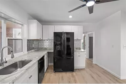 121 Samuel Avenue, Pawtucket, RI 02860 - Photo 5