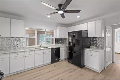 121 Samuel Avenue, Pawtucket, RI 02860 - Photo 3