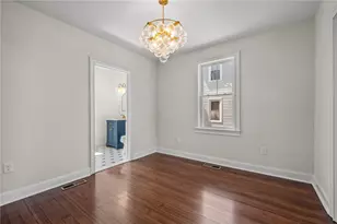 21 Russell Ave, Newport, RI 02840 - Photo 11