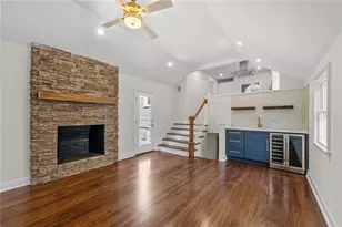 21 Russell Ave, Newport, RI 02840 - Photo 19