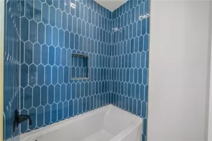 21 Russell Ave, Newport, RI 02840 - Photo 13