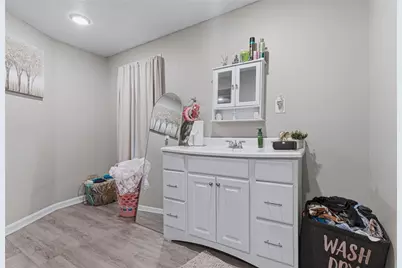 428 9th Avenue, Woonsocket, RI 02895 - Photo 27