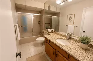 175 Hoffman Ave, Cranston, RI 02920 - Photo 15