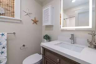 20 E Bowery St, Newport, RI 02840 - Photo 23