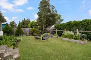 65 King Phillip St, Portsmouth, RI 02871 - Photo 33
