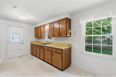 5 Lee Drive, Warren, RI 02885 - Photo 13