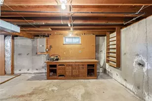 5 Lee Dr, Warren, RI 02885 - Photo 33
