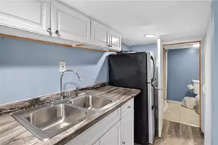 82 Perry St, Central Falls, RI 02863 - Photo 35