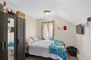 82 Perry St, Central Falls, RI 02863 - Photo 11
