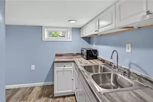 82 Perry St, Central Falls, RI 02863 - Photo 39