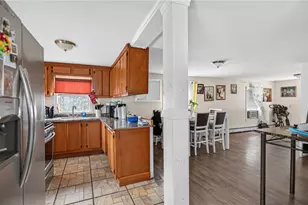 82 Perry St, Central Falls, RI 02863 - Photo 19