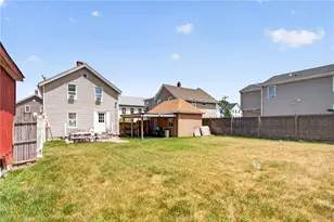 82 Perry St, Central Falls, RI 02863 - Photo 45