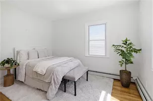 35 Myra St, Providence, RI 02909 - Photo 17