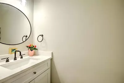 1485 Lonsdale Avenue #C, Lincoln, RI 02865 - Photo 11