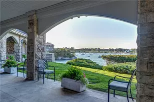127 Harrison Ave, Newport, RI 02840 - Photo 5
