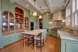 127 Harrison Ave, Newport, RI 02840 - Photo 9