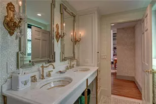 127 Harrison Ave, Newport, RI 02840 - Photo 27