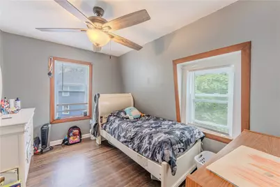 27 Cliffdale Avenue, Cranston, RI 02905 - Photo 15