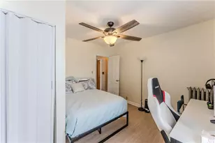 27 Cliffdale Ave, Cranston, RI 02905 - Photo 13