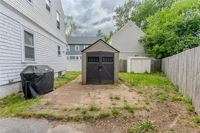 27 Cliffdale Avenue, Cranston, RI 02905 - Photo 23