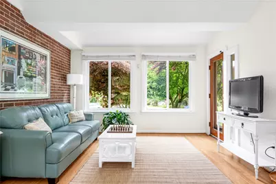 133 Tupelo Hill Drive, Cranston, RI 02920 - Photo 5
