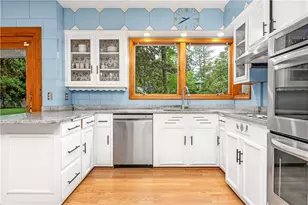 133 Tupelo Hill Dr, Cranston, RI 02920 - Photo 9