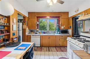 53 Netherlands Ave, Cranston, RI 02905 - Photo 7