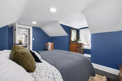 247 Whitford Avenue, Providence, RI 02908 - Photo 19