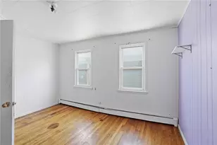 8 Mann Ave, Newport, RI 02840 - Photo 21