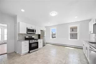 52 Erastus St, Providence, RI 02909 - Photo 7