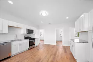 52 Erastus St, Providence, RI 02909 - Photo 11