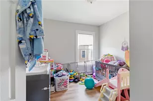 163 Park St, Pawtucket, RI 02860 - Photo 25