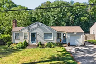 9 Milton Rd, Barrington, RI 02806 - Photo 1