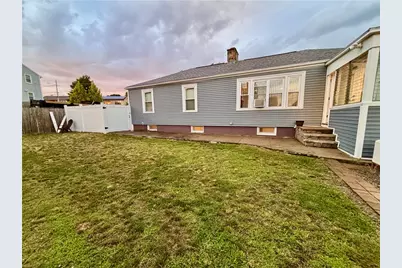 44 Pavilion Avenue, Cranston, RI 02920 - Photo 31