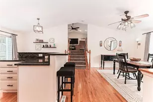 180 Mesa Dr, North Kingstown, RI 02852 - Photo 7