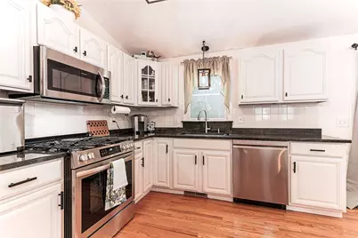180 Mesa Drive, North Kingstown, RI 02852 - Photo 5