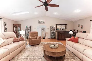 180 Mesa Dr, North Kingstown, RI 02852 - Photo 11