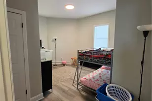 66 Penn St, Providence, RI 02909 - Photo 15