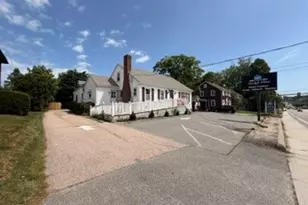 72 E Main Rd, Middletown, RI 02842 - Photo 1