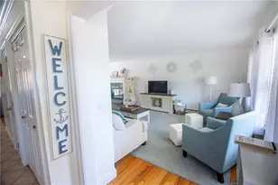 25 Sycamore Dr, Westerly, RI 02891 - Photo 3