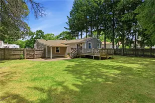 351 Maple St, Warwick, RI 02888 - Photo 23