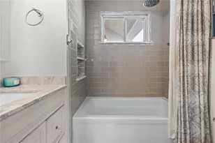 20 Mumford Ave, Newport, RI 02840 - Photo 17