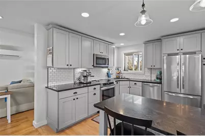 20 Mumford Avenue, Newport, RI 02840 - Photo 11