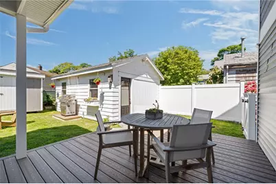 20 Mumford Avenue, Newport, RI 02840 - Photo 35