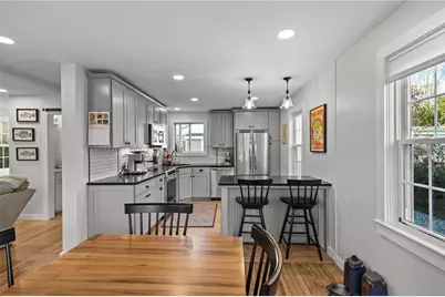 20 Mumford Avenue, Newport, RI 02840 - Photo 7