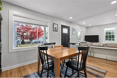 20 Mumford Avenue, Newport, RI 02840 - Photo 13